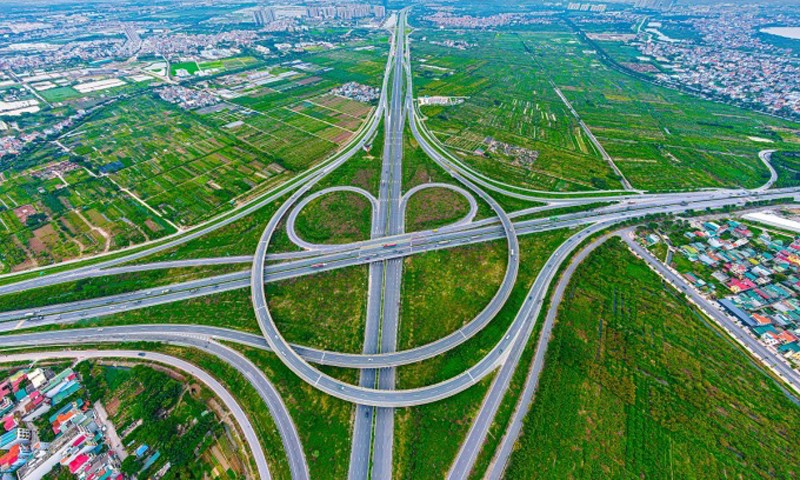 Tiếp cận hạ tầng